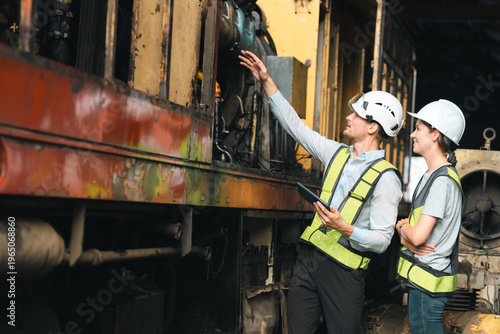 Engineers teamwork safety v...