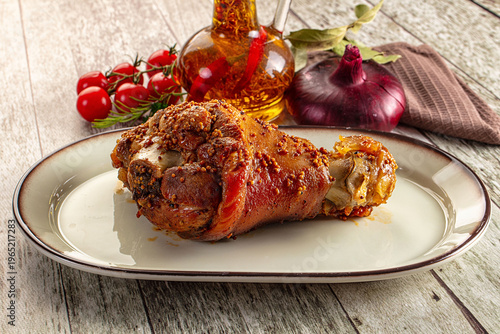 Obraz na płótnie Baked pork knuckle with spices