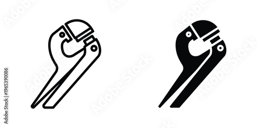 Comparison of two different pliers designs with distinct gripping mechanisms