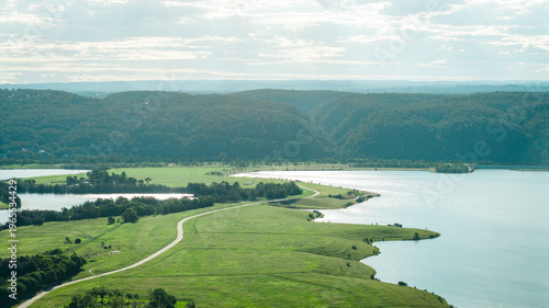 Foto Aerial View from Penrith Beach Toward Yellomundee Regional Park in New South Wal