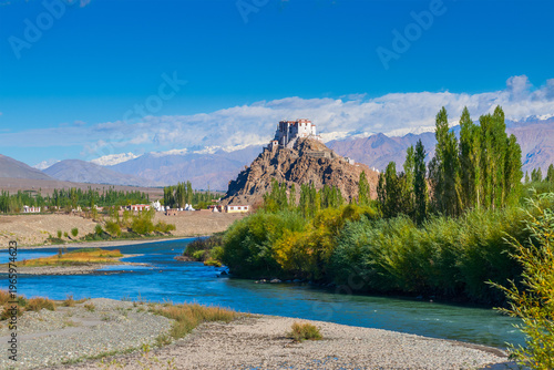 Фотография Stakna Monastery, Stakna Gompa, Buddhist monastery of the Drugpa sect in Stakna,