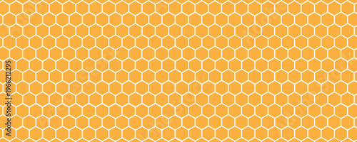 Honeycomb hexagonal seamless pattern. white, orange beehive background. Gradation color. Honeycomb, bees hive cells pattern. Grid design, vector background. Flat vector illustration