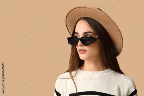 Beautiful young woman in st...
