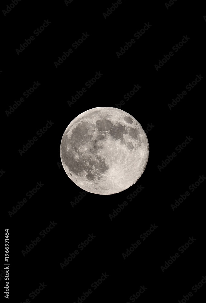 Fototapeta premium full moon on black background