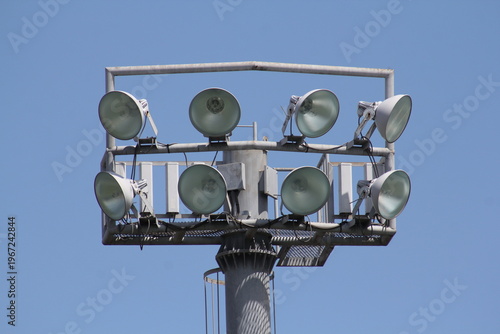 グラウンドの照明塔