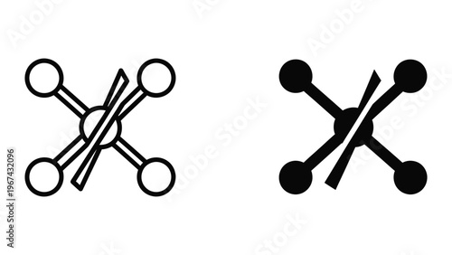 Contrast between open and closed network diagrams with five nodes each
