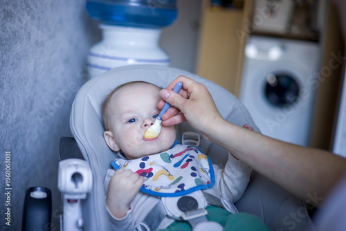 Photography Inquisitive Infant Tastes Meal