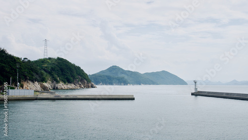 Bild auf Leinwand Breakwater in Seto Inland Sea