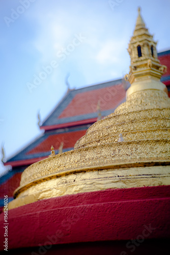 thai temple statue