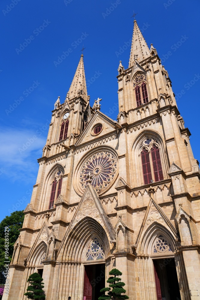 Fototapeta premium Sacred Heart Cathedral architecture in Renmin subdistrict of Yuexiu district of Guangzhou city in Guangdong, China.