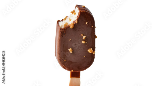 Foto Dark chocolate covered vanilla ice cream bar with crunchy peanut pieces, partial