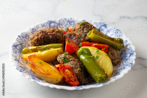 Traditional Turkish Izmir K...