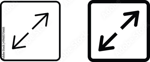 Minimalist Expand and Full Screen Icon Set, Resize Diagonal Vector Symbols for UI