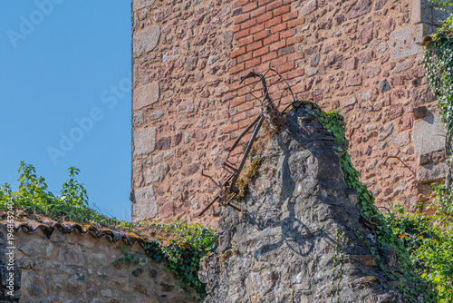 Village en ruine de Oradour-sur-Glane dans le Limousin en France.	

