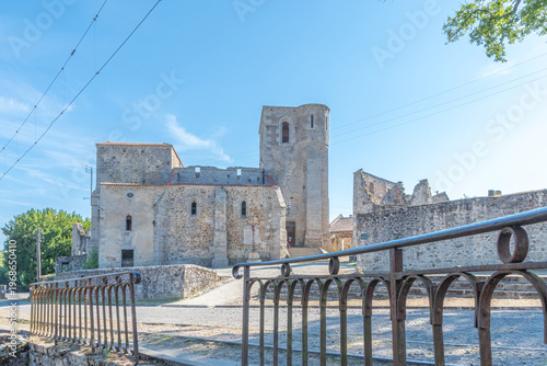 Village en ruine de Oradour-sur-Glane dans le Limousin en France.
