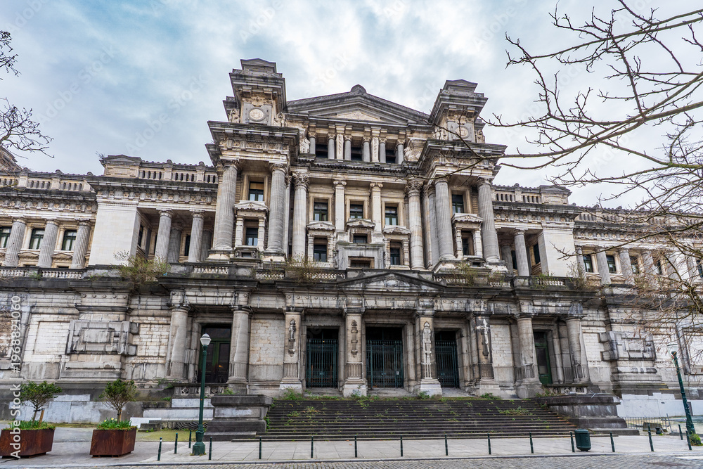 Obraz premium Majestic Facade of the Palace of Justice in Brussels Belgium