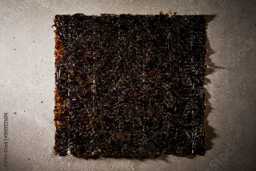 dried laver, dried seaweed, food ingredients