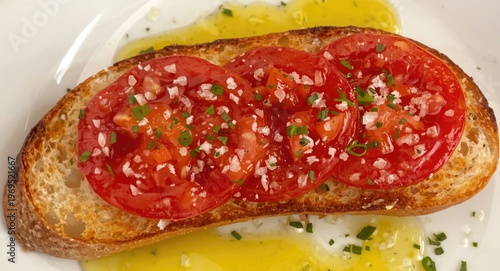 Toasted pan con tomate garn...