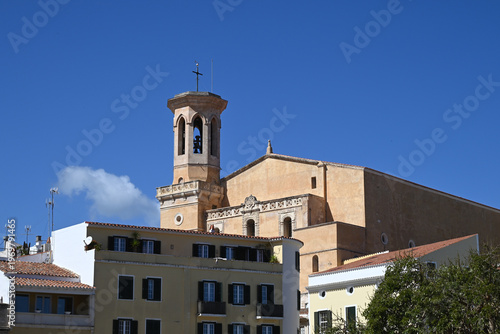 Foto Clocher de l'église Santa Maria à Mahon sur l'île de Minorque