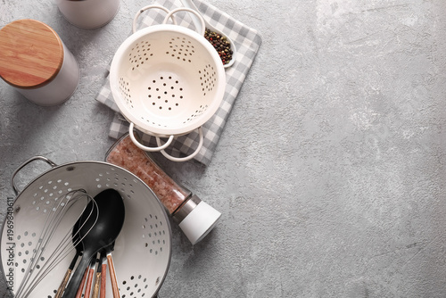 Different colanders with ki...