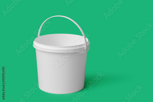 Open plastic paint bucket o...