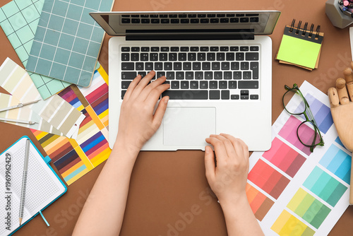 Female graphic designer wor...