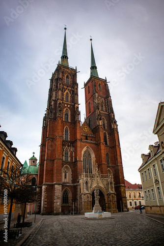 Cattedrale di San Giovanni Battista (in polacco: archikatedra Świętego Jana Chrzciciela). città di Breslavia, Polonia