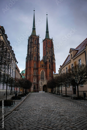 Cattedrale di San Giovanni Battista (in polacco: archikatedra Świętego Jana Chrzciciela). città di Breslavia, Polonia