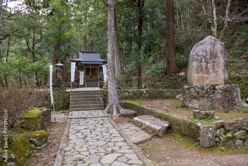 熊野古道中辺路の風景　発心門王子跡ー滝尻王子跡
　滝尻王子跡