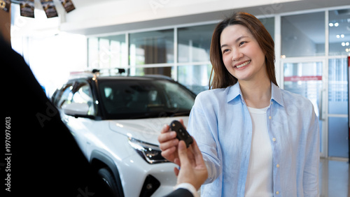 Картината върху платно Successful car purchase