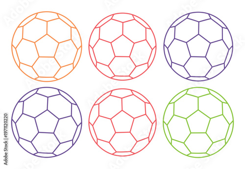 カラフルなサッカーボールのベクターイラストセット、オレンジ、赤、紫、緑の幾何学的な五角形パターンが特徴。スポーツイベント、ウェブデザイン、教育素材に最適なフットボールのアイコンコレクション。