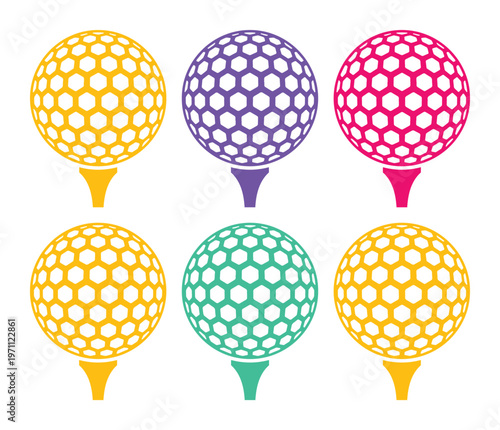カラフルなゴルフボールとティーのセット、鮮やかなディンプルパターンが特徴のスポーツ用品アイコン、ゴルフ大会やイベントデザインに最適なベクター素材