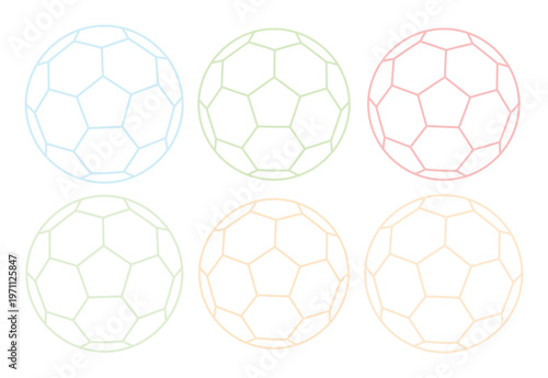 サッカーボールの幾何学的なアウトラインベクターセット、パステルカラーの多角形デザイン、スポーツとレクリエーションのイラスト素材、ウェブデザインやグラフィックプロジェクトに最適なサッカーボールのコレクション