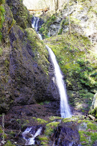 Wallpaper Mural 奈良県　川上村　大天井滝 Torontodigital.ca