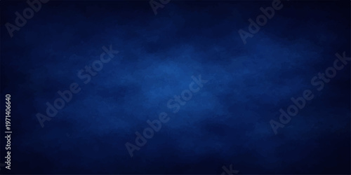 Fotografi A dark blue grunge background blends misty smoke and textured clouds into a stor