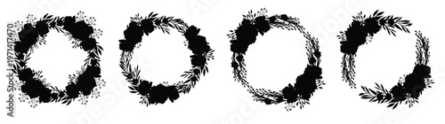 Doodle circle flower frames vector set, vector doodle floral wreath in black line on a white background. Hand drawn vector illustration.