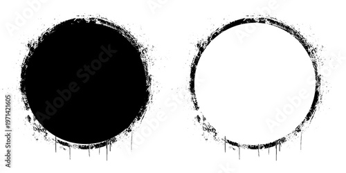 Grunge Circular Brush Stroke Shapes. Artistic Circle Frame with Grunge Texture