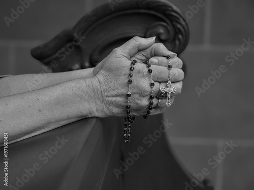 praying hands B&W
