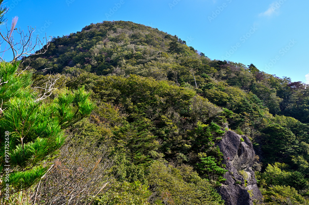 Obraz premium 御坂山地の精進山展望台からの精進山 