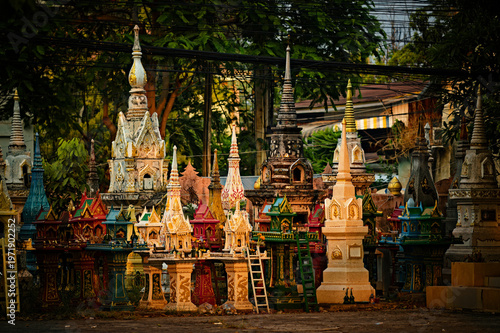Laotian religious heritage: between art and spirituality