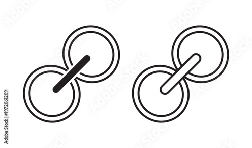 Link icon set. Internet URL or webpage url link icons. Chain, web address, internet shortcut, browser, external link, hyperlink navigation, webpage connection. Editable stroke.