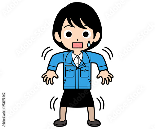 身震いしているショートヘアーの事務員の女性