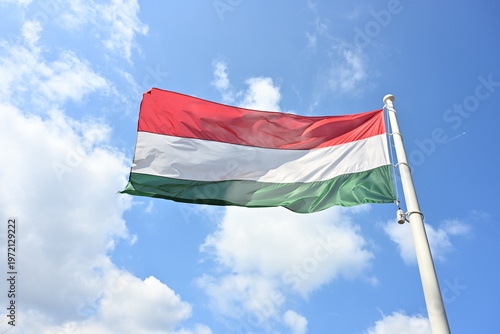 Quadro su tela Hungarian Flag Waving Sky