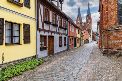Klosterkirche Sankt Trinitatis in Neuruppin von der Siechenstraße aus gesehen
