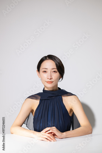 ミドル女性のビューティーイメージ