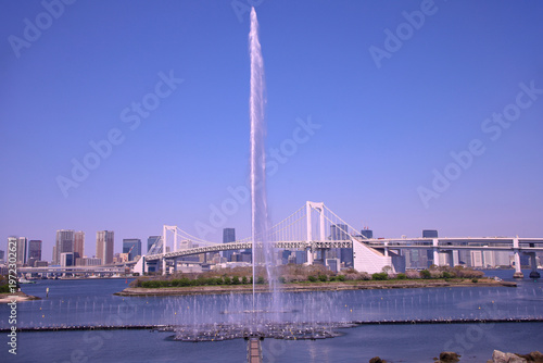 東京都　お台場海浜公園の噴水ショー　アクアシンフォニー