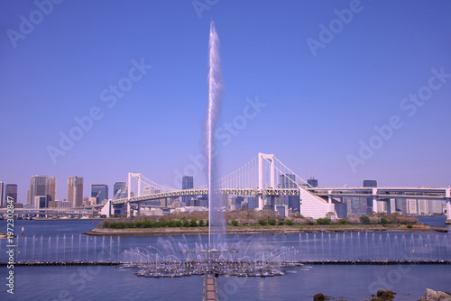 東京都　お台場海浜公園の噴水ショー　アクアシンフォニー