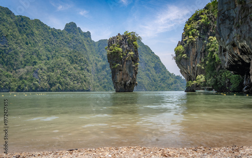 Foto James Bond Island (Khao Phing Kan) in Phang Nga Bay National Park, Thailand