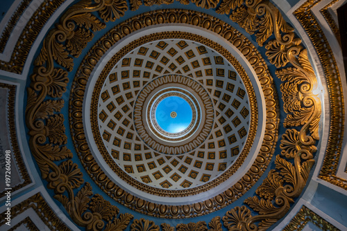 Cuadro en lienzo Mosta Rotunda dome interior - Mosta, Malta