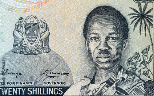 Bild auf Leinwand president Julius Nyerere on a Tanzanian banknote